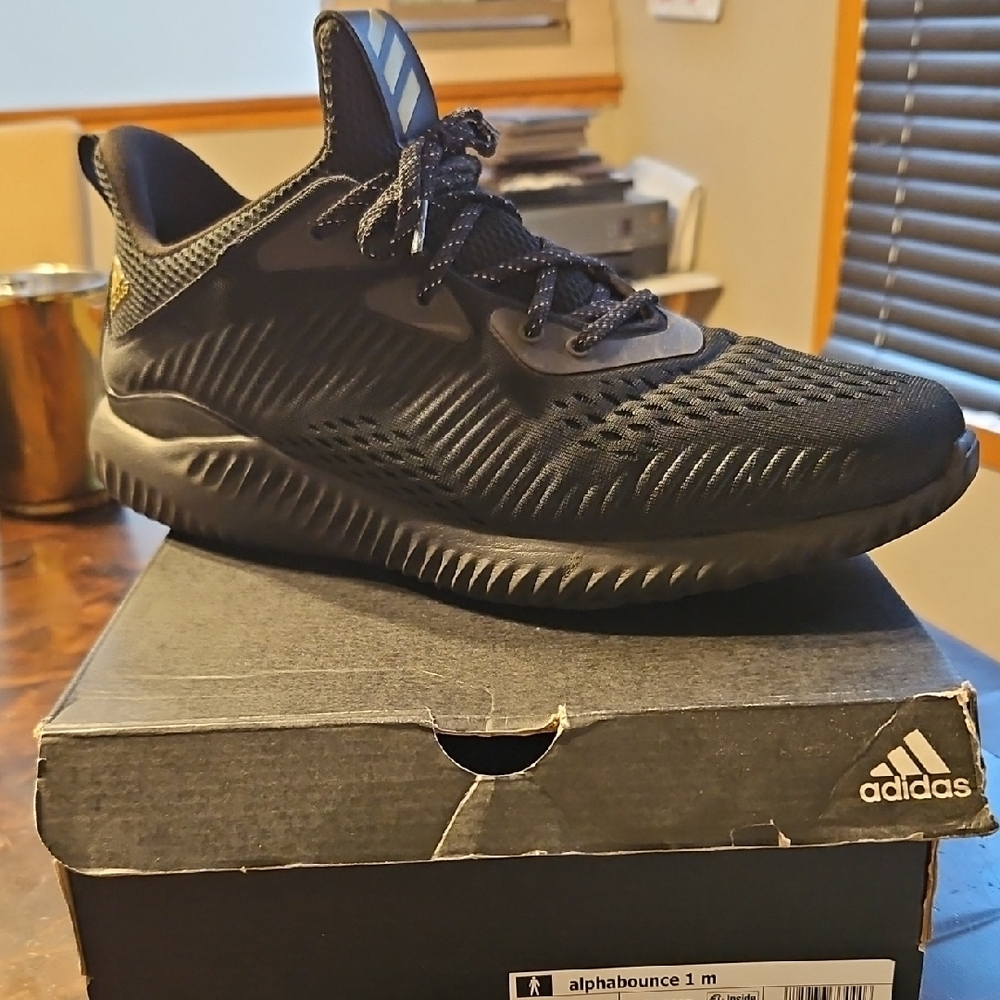 Adidas Men's Black Alphabounce Athletic Shoes